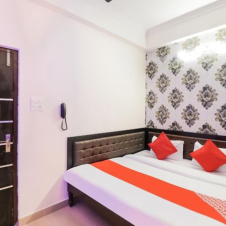 Super Hotel O Rs Inn Gorakhpur Exterior foto