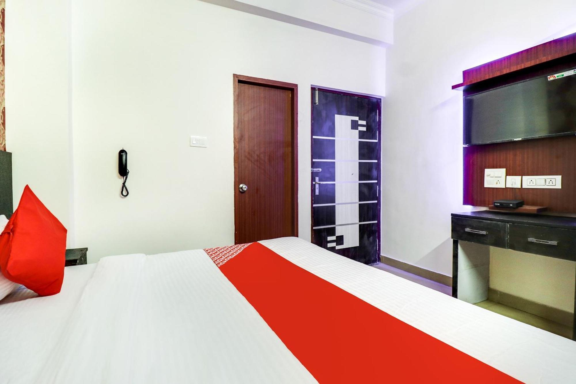 Super Hotel O Rs Inn Gorakhpur Exterior foto